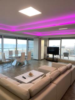Virgo Sea View Penthouse - Mamaia - 8