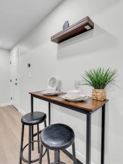 Cozy Luxe Suite - Calgary - 9