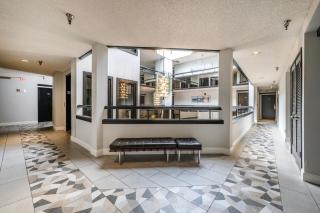 Hotel International - Lynnwood - 5