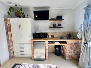The Courtyard - Vosburg - 6