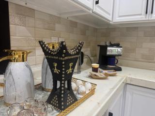 The Ground Luxe 6BR Luxury with Courtyard Charm - Taif - 2