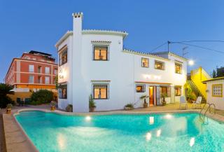 Precioso chalet con gran algarrobo y piscina privada - La Jara - 0