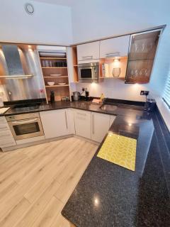 Brighton Pavilion Modern Apartment near the Beach - Parking Available - Brighton & Hove - 9