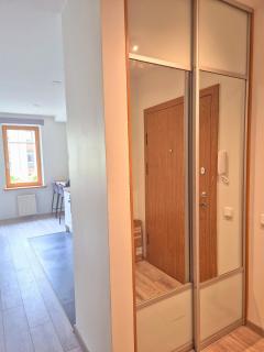 Sv May's Oldtown SELF CHECK-IN by QuarterStays - Vilnius - 5