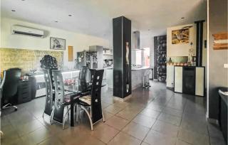 4 Bedroom Beautiful Home In Rognac - Rognac - 6