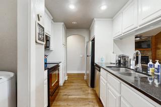 Beaver Lake Pool House - 1