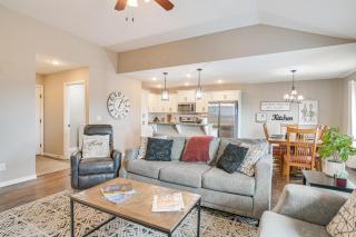 Ozark Home Pool Access, Deck and Fenced Yard - Ozark - 6