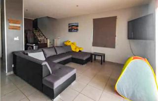 4 Bedroom Beautiful Home In Rognac - Rognac - 7