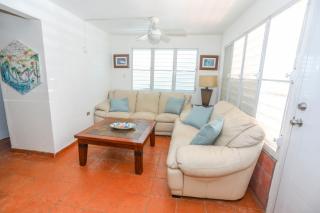 Villa Sessions 1 - 2-Bedroom, 1-Bathroom Apartment at Shacks Beach - Beach access footsteps away - 6