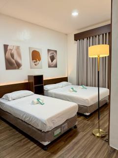 Yuhum Bed & Breakfast - Bacolod - 0