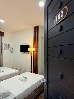 Yuhum Bed & Breakfast - Bacolod - 7