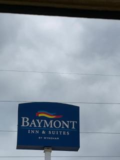 Baymont by Wyndham Ames - Ames - 9