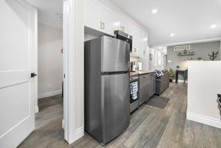 Stylish 2 Bedroom Condo Downtown Ottawa - 7