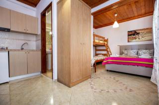 Emilia's House - Astris - 8