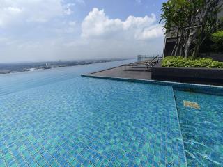DoubleTree Resident Suite 1 - Shah Alam - 2