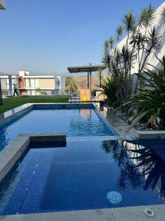Beautiful Super Luxury Residence - 3