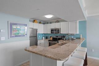 Pelican Beach Resort Top 20th Floor Condos with Ocean View - Destin - 1