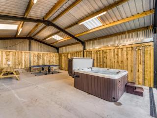 4 Bed in Denbigh 76475 - Llannefydd - 6