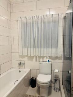 Self Catering 2 Bedroom Apartment - Matsapha - 8