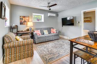 2 Mi to Main Street Cabin with Hot Tub in Monterey! - Monterey - 7