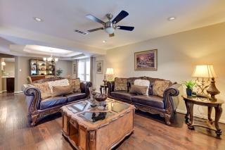 7 Mi to Lewisville Lake Spacious Denton Home - 7