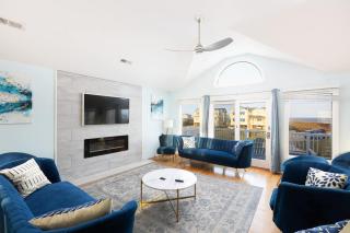 Semi Ocean Front Luxury Home Pool Spa Game Room - 7