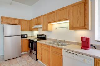 Walk to Eats, Galleries and Shops Dtwn Omaha Condo - Omaha - 2