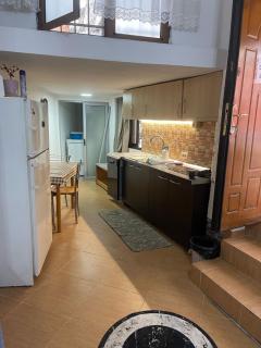 Your place in town - Tirana - 4