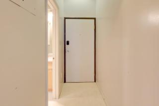 Explore Old Market: Convenient Omaha Condo - 1