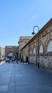 Beautiful and Central Apartment in Newcastle City - - 2