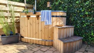 Relax Chalet with hottub - 0