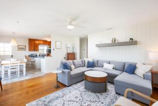 Newly Renovated Oceanfront Cottage - Nags Head - 4