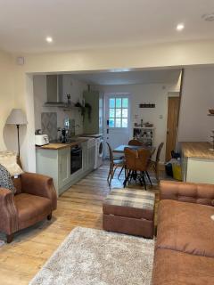 Cottage of Content - Wivenhoe - 0