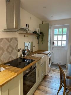 Cottage of Content - Wivenhoe - 4
