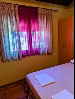 Family house with garden by the sea - Ofrínio - 2