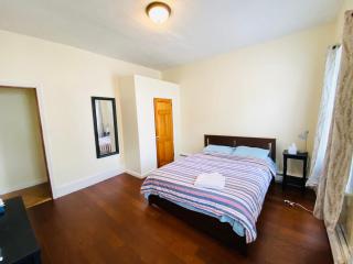 One bedroom near Whole Foods, Brown Univeristy, Miriam Hospital 531 - Providence - 1