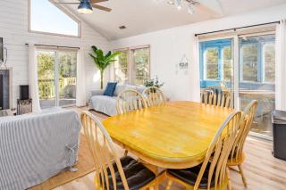 Oceanside with Pool Hot Tub and Updated Interior - Corolla - 2