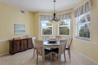 Impeccable Island Condo―Resort-Style Amenities—Your Tropical Getaway Awaits - Naples - 1