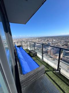 2BR with Beautiful City Views! - Los Angeles - 4