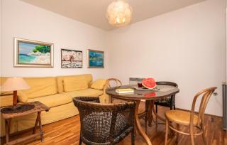Nice Apartment In Makarska - Makarska - 9