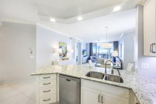 Gulf Views Beach Bliss―Your Coastal Oasis Awaits - Naples - 3