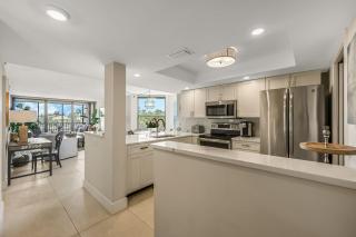 Renovated Coastal Oasis with Stunning Bay and Gulf Views - Naples - 6