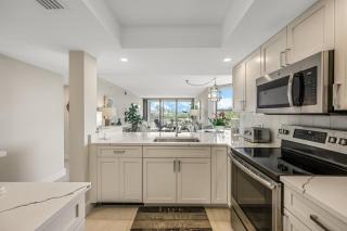 Renovated Coastal Oasis with Stunning Bay and Gulf Views - Naples - 3