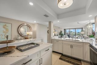 Renovated Coastal Oasis with Stunning Bay and Gulf Views - Naples - 5
