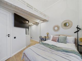 Bright Loft Studio in Old Town Riga - Rīga - 0