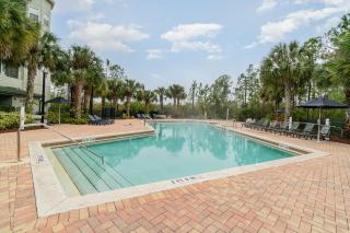 Upstay Modern 3BR Condo Pool & Patio near Disney - Orlando - 8
