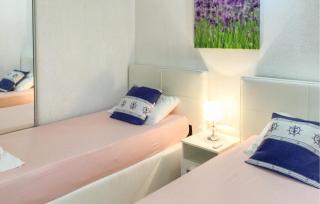 Lovely Apartment In Mali Losinj With House A Panoramic View - Mali Lošinj - 4