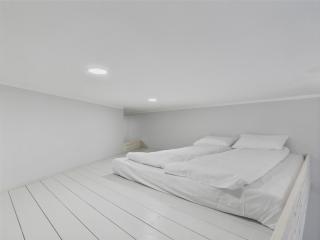 Bright Loft Studio in Old Town Riga - Rīga - 7