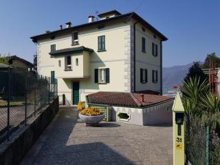 Il Palazzo apartment with a view of the lake and nature - Calolziocorte - 0