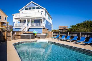 Gorgeous Semi-Oceanfront Home in Whalehead - Corolla - 9